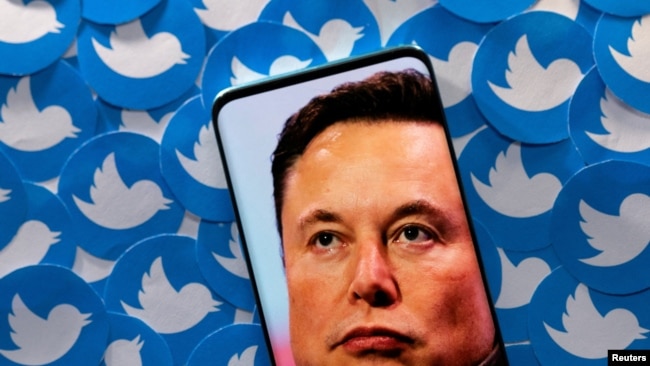 VOA-elon musk