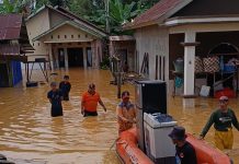 Respon Cepat Pemkot Kendari Tangani Banjir Lepo-Lepo, Bantuan Logistik Mulai Disalurkan